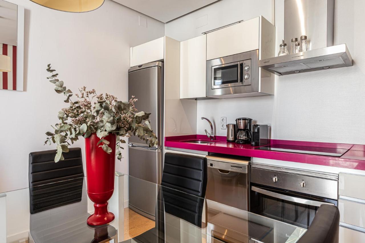 Waou Apartamentos En Sol Superior 2 Madrid Ngoại thất bức ảnh