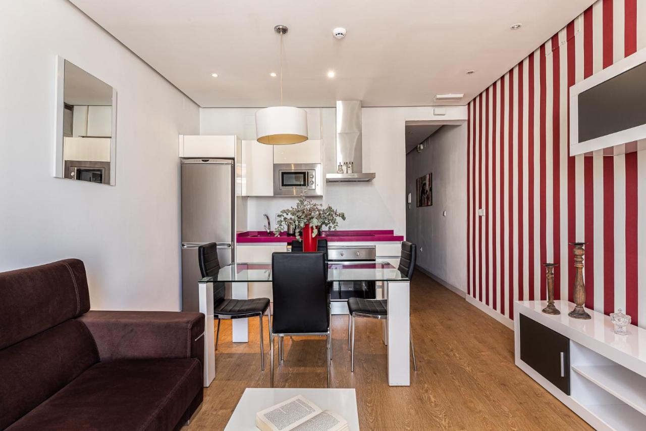 Waou Apartamentos En Sol Superior 2 Madrid Ngoại thất bức ảnh