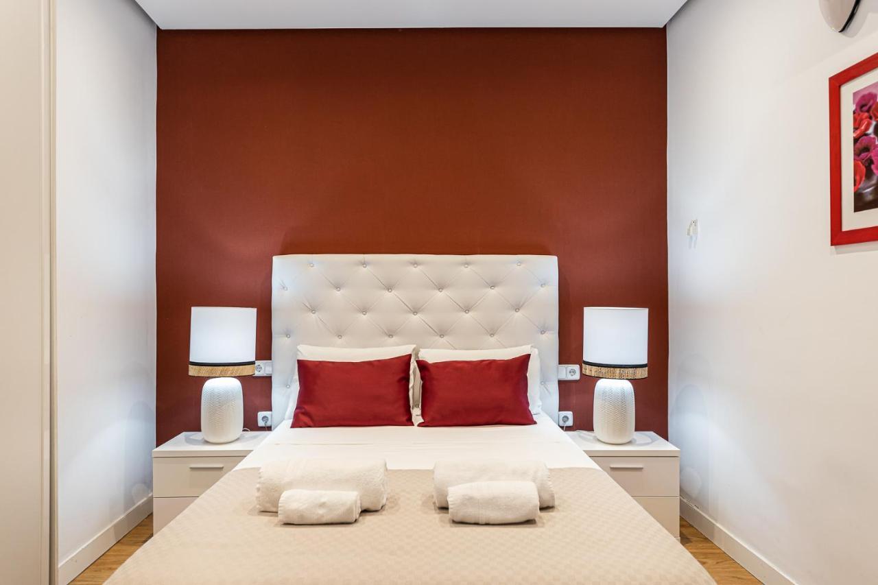Waou Apartamentos En Sol Superior 2 Madrid Ngoại thất bức ảnh